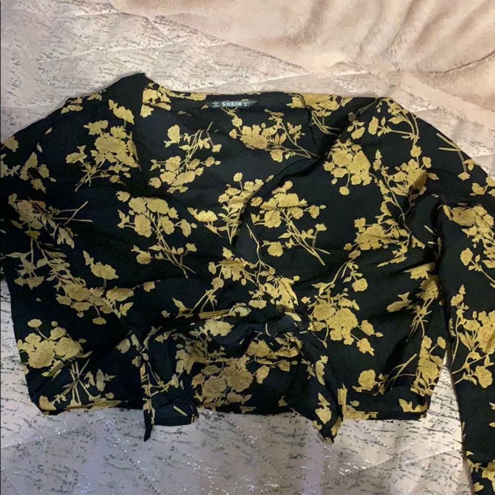 Tie knot top size Large